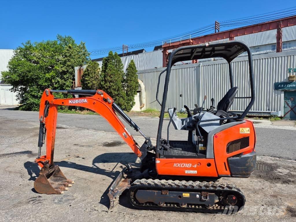 Kubota KX 018-4 ミニ油圧ショベル 7t以下（ミニユンボ・ミニディガー）