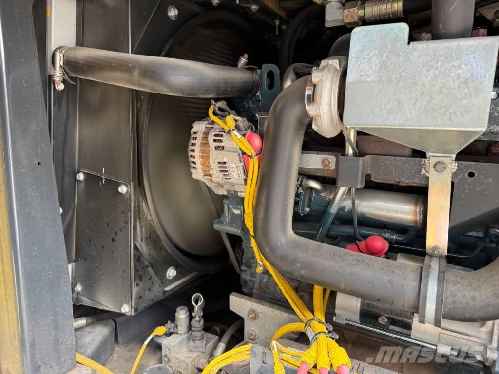 Bomag BW 174 AP-4V タンデムローラ