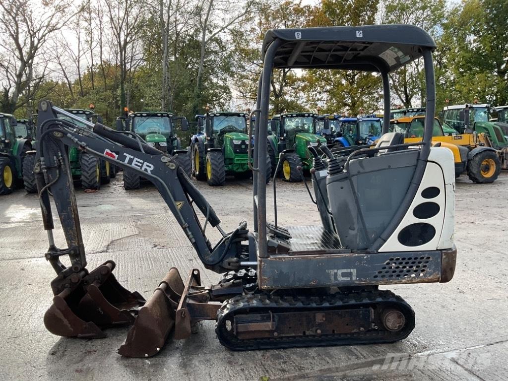 Terex TC 15 ミニ油圧ショベル 7t以下（ミニユンボ・ミニディガー）