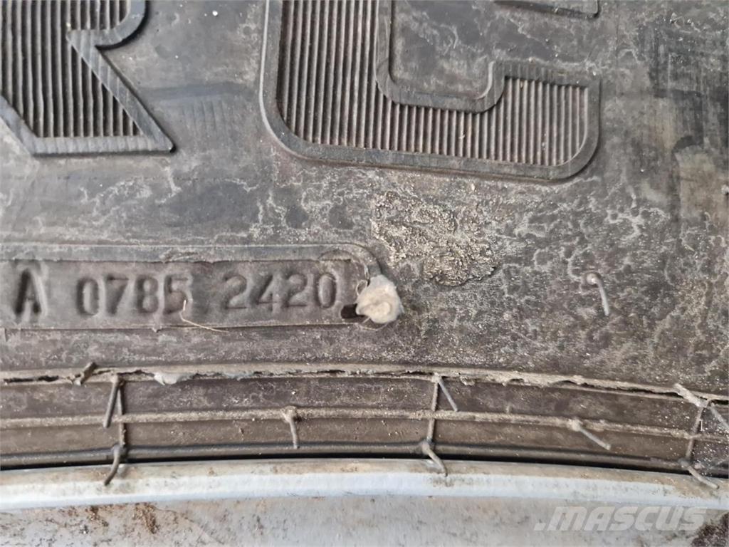 Ceat 340/85R48 タイヤ、ホイル、リム