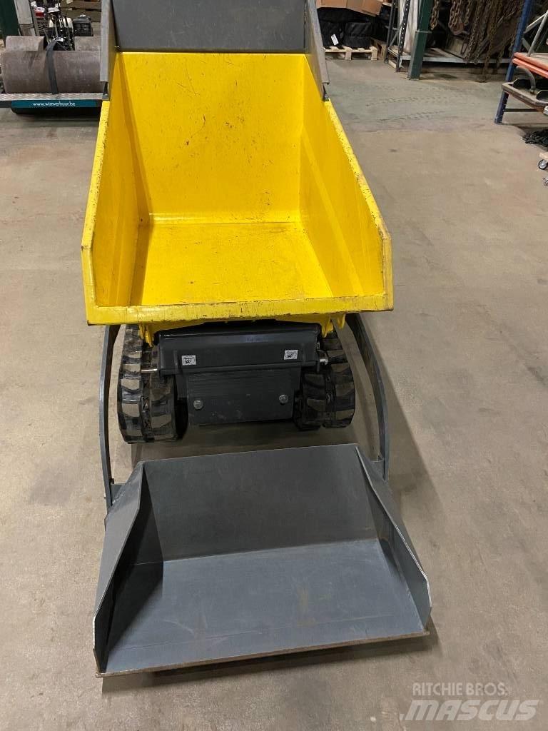 Wacker Neuson DT 08 サイト　ダンプ