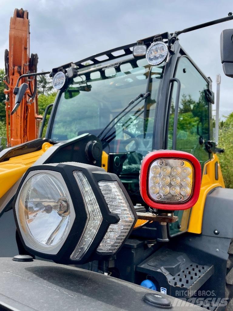 Dieci Agri Pivot T80 農業用テレハンドラー