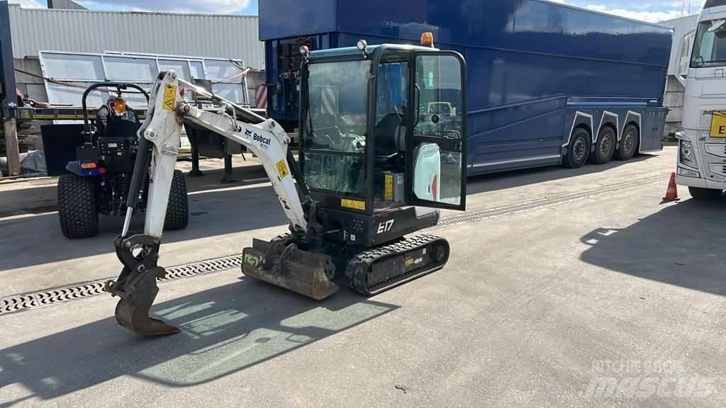 Bobcat e17 トラクター