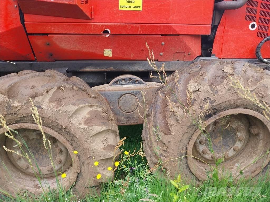 Komatsu 860.4 フォワーダー