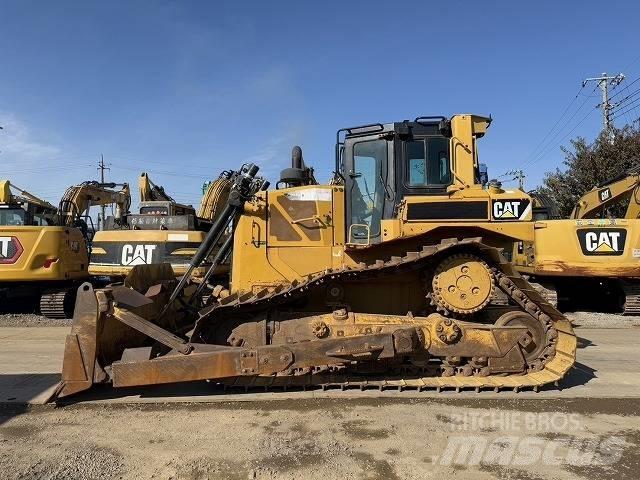 CAT D 6 T LGP ブルドーザー