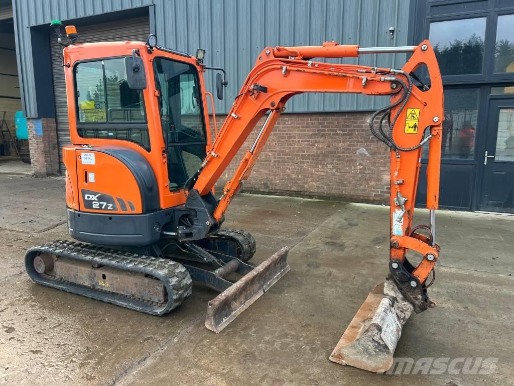 Doosan DX 27 Z ミニ油圧ショベル 7t以下（ミニユンボ・ミニディガー）