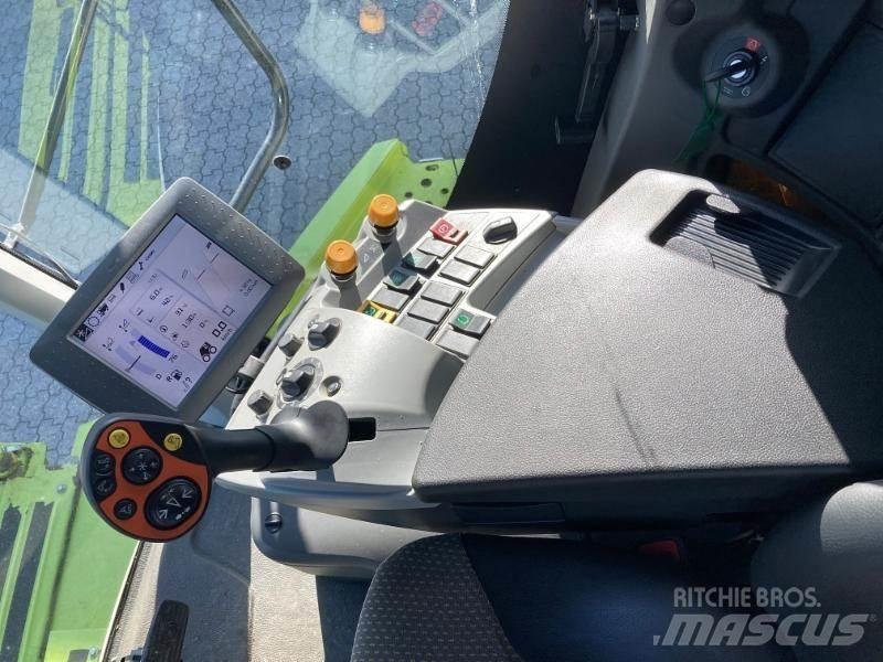 CLAAS LEXION 650 コンバイン