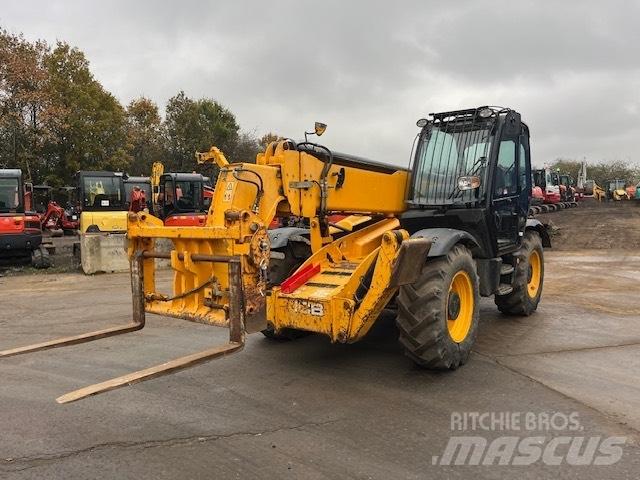 JCB 540-140 テレスコーピックハンドラー