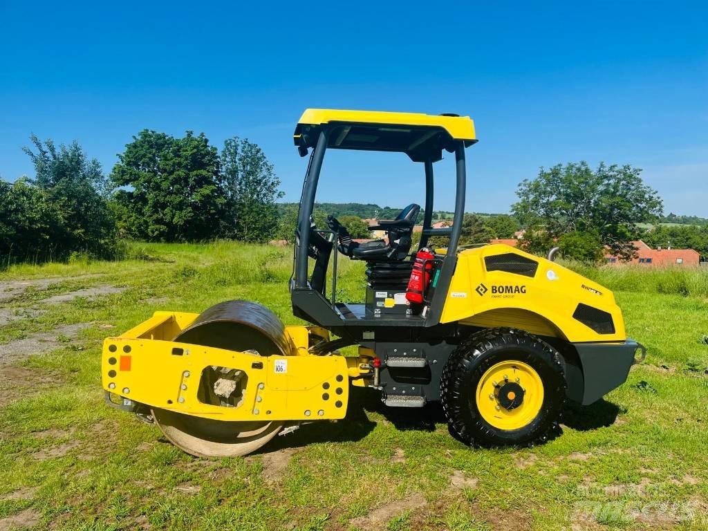 Bomag BW145DH3 振動ローラ