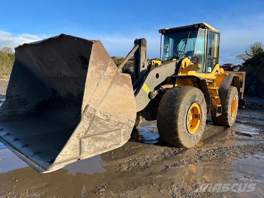 Volvo L 120 F ホイールローダー・タイヤショベル