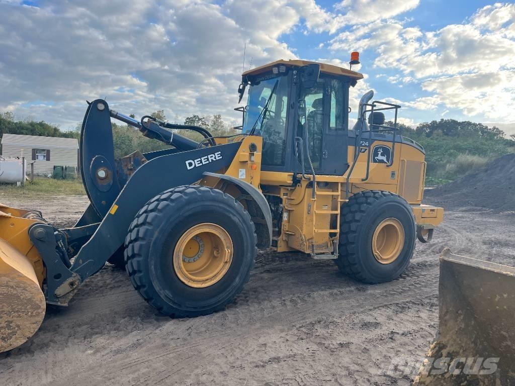 DEERE 724P ホイールローダー・タイヤショベル