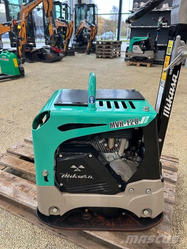 Mikasa MVH 128GH プレートコンパクター