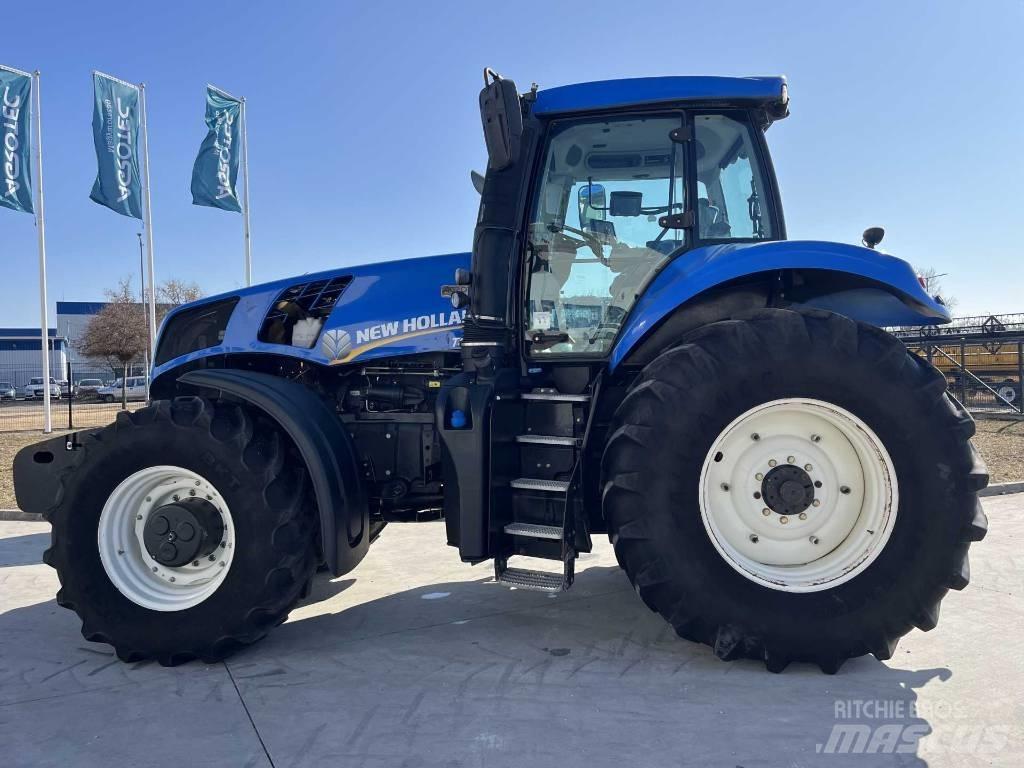 New Holland T 8.410 トラクター