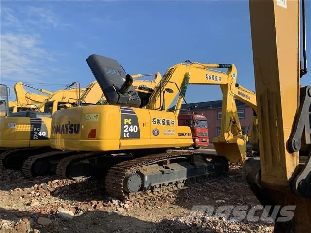 Komatsu PC 240-8 大型油圧ショベル12t以上（パワーショベル・ユンボ）