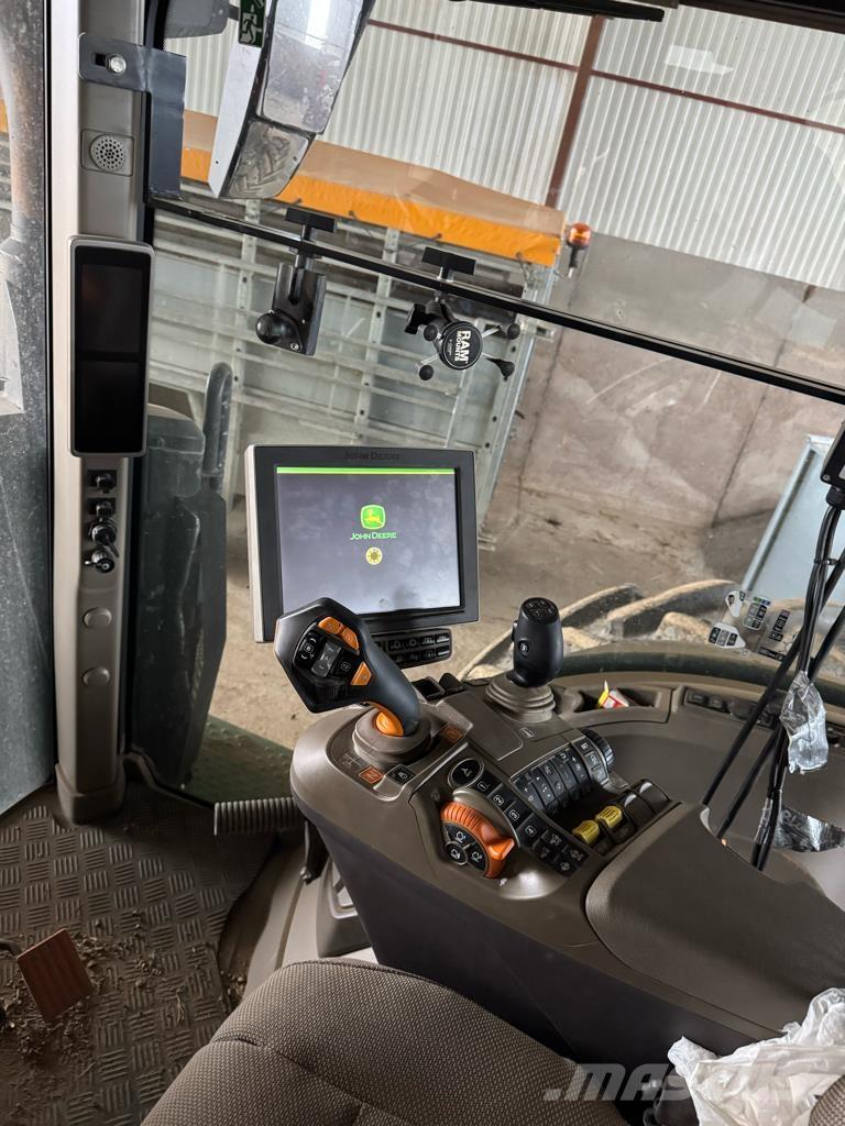 John Deere 7R310 トラクター