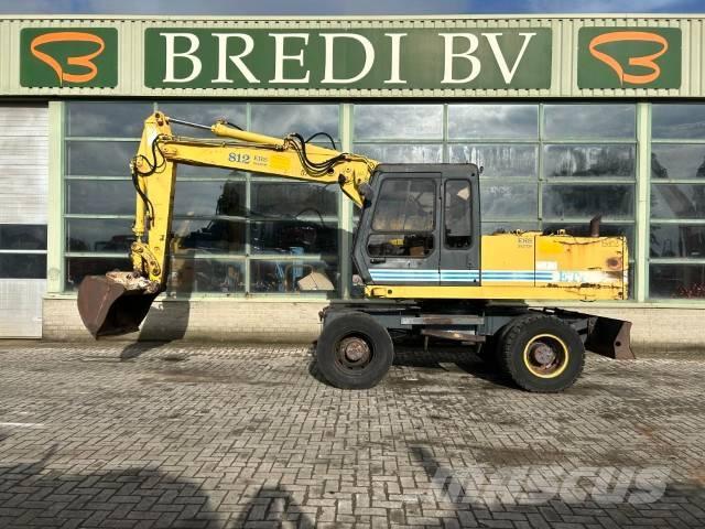 Etec 812 ホイール式油圧ショベル（パワーショベル・ユンボ・バックホー）