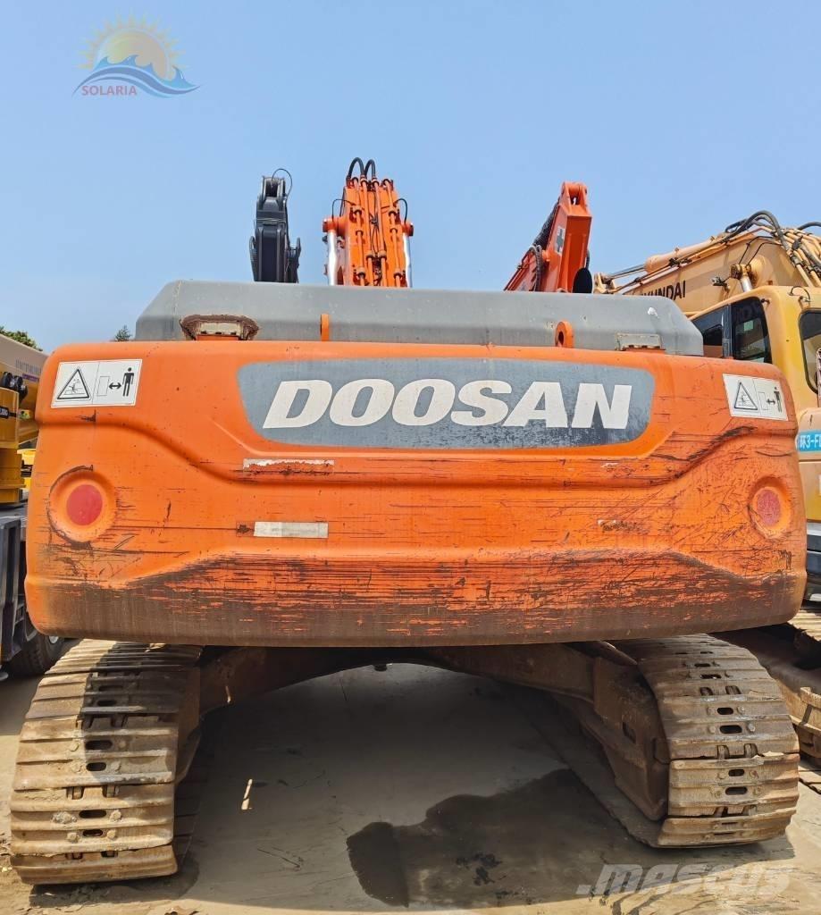 Doosan DX 300 LC 大型油圧ショベル12t以上（パワーショベル・ユンボ）