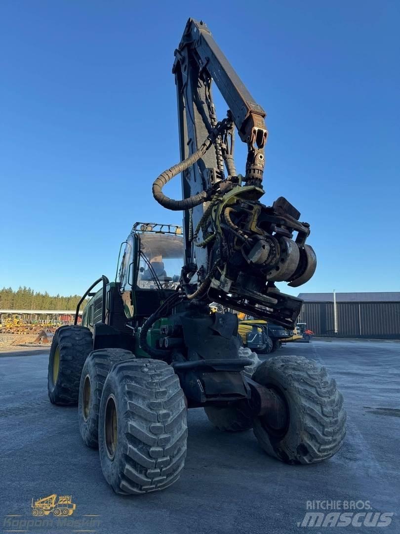John Deere 1470E ハーベスター