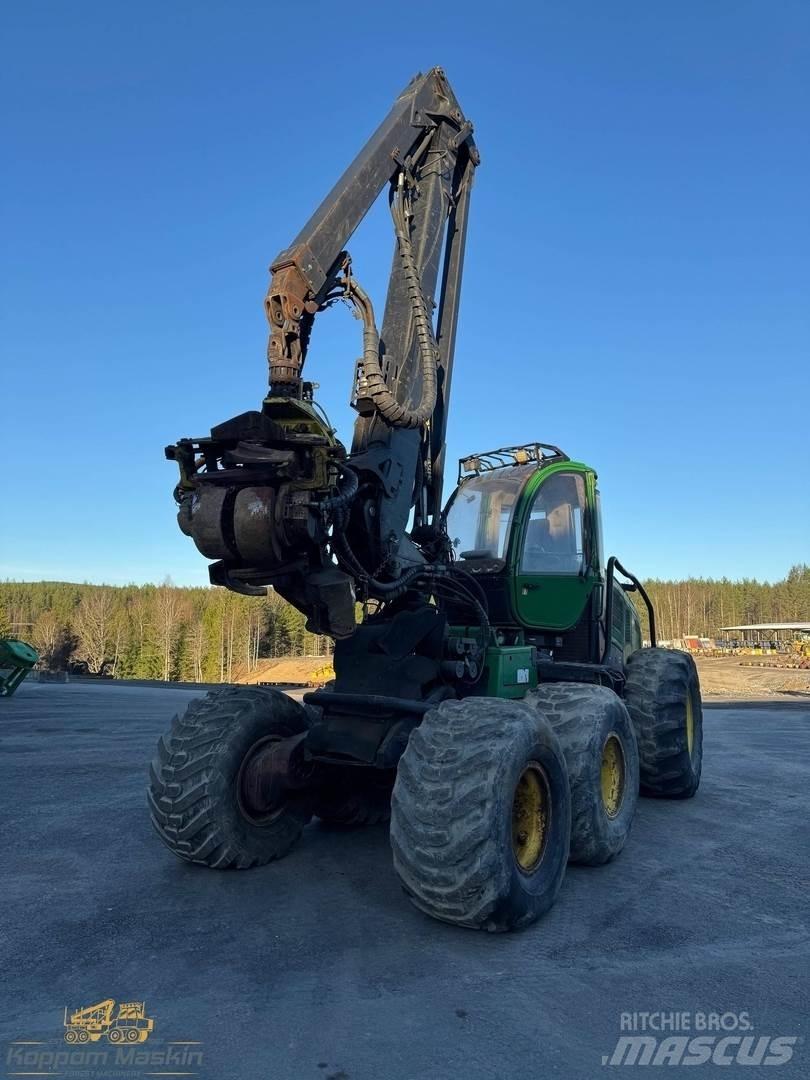 John Deere 1470E ハーベスター