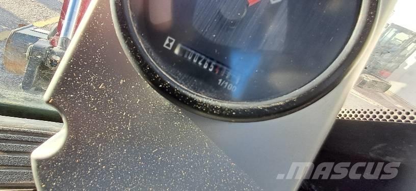 Yanmar SV15 ミニ油圧ショベル 7t以下（ミニユンボ・ミニディガー）