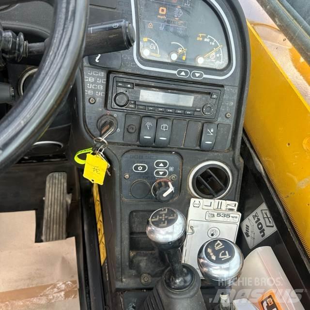 JCB 535-125 テレスコーピックハンドラー