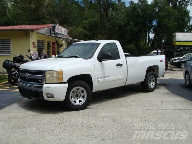 Chevrolet 1500 W/T 平ボディー