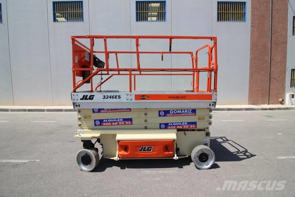 JLG 3246 ES シザースリフト