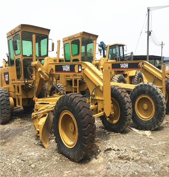 CAT 140 H モーターグレーダー