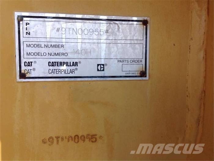 CAT 140 H モーターグレーダー