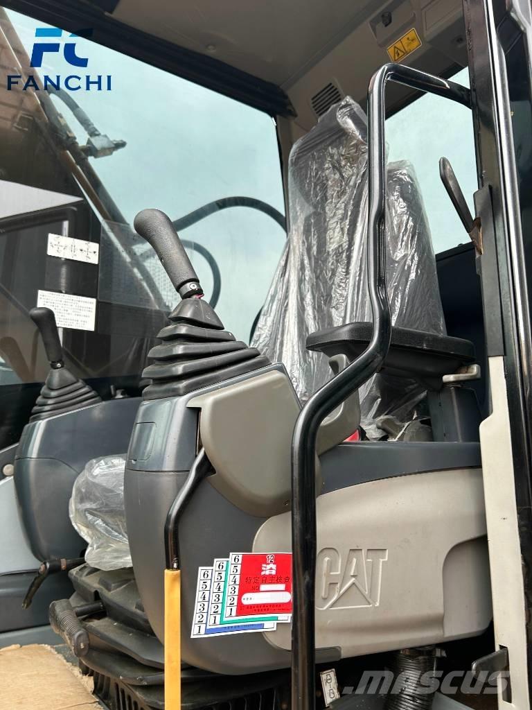 CAT 320d2 大型油圧ショベル12t以上（パワーショベル・ユンボ）