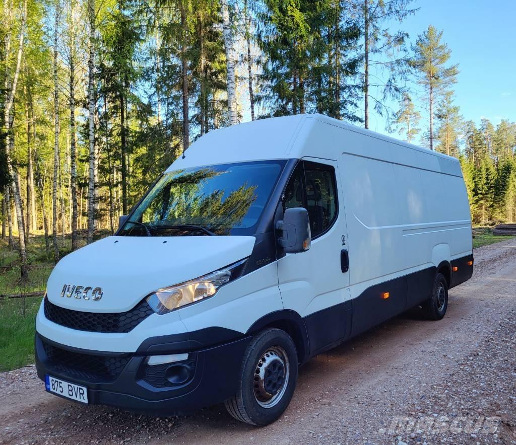 Iveco Daily 35 S15 パネルバン