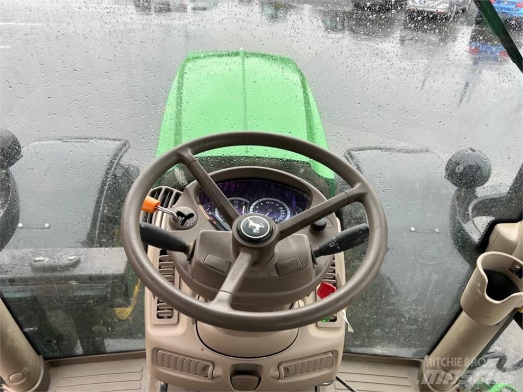 John Deere 6210R トラクター