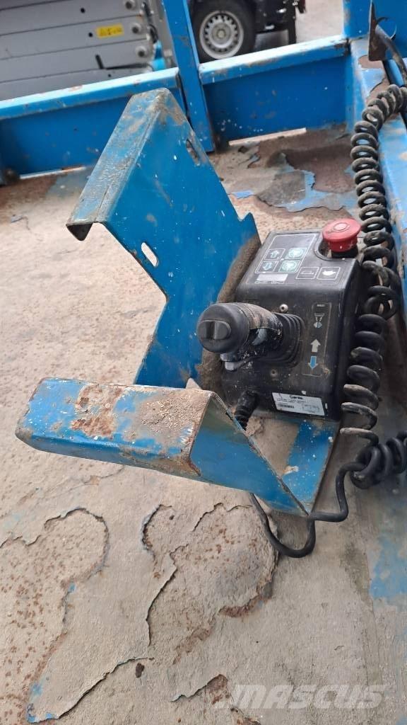 Genie GS 2646 シザースリフト