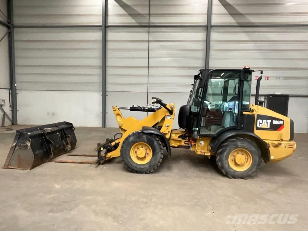 CAT 906 M ホイールローダー・タイヤショベル
