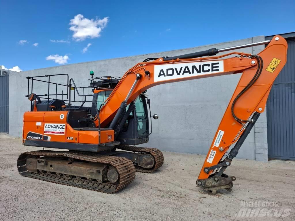 Doosan DX 140LC-5 大型油圧ショベル12t以上（パワーショベル・ユンボ）