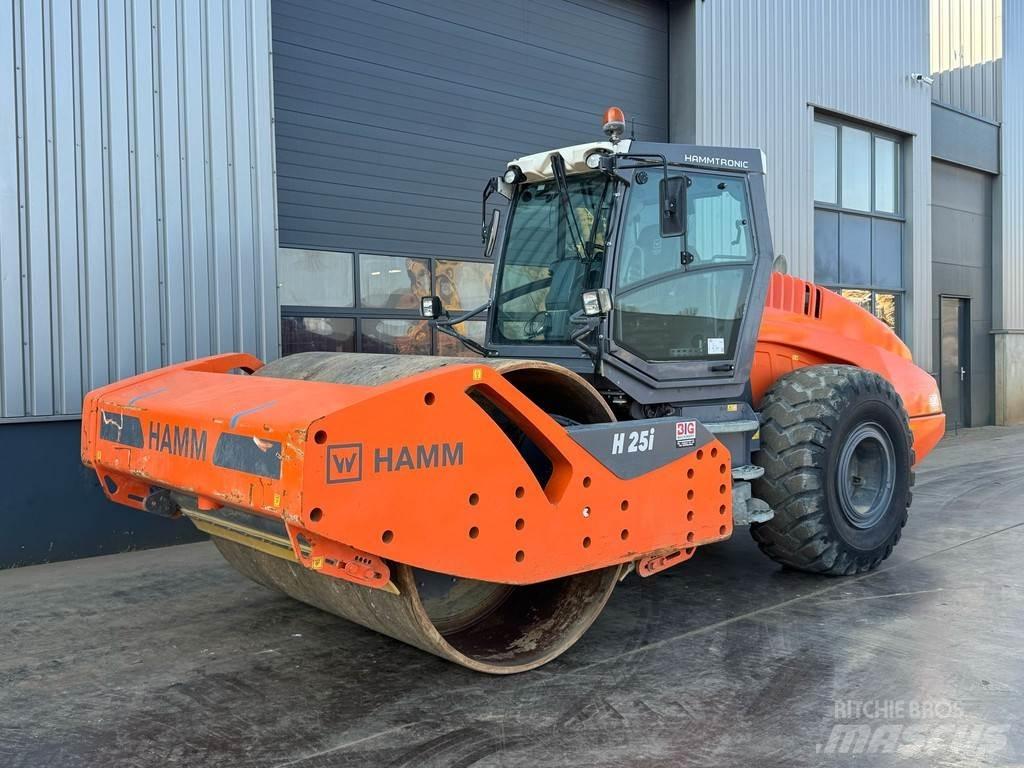 Hamm H25i 振動ローラ