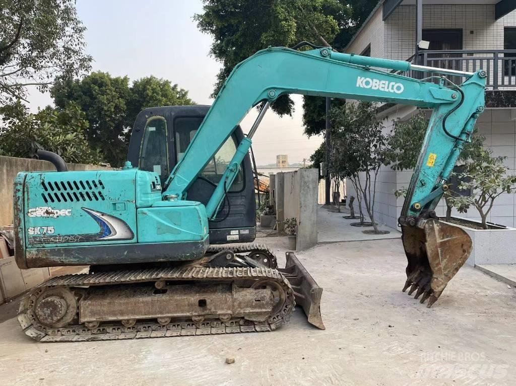 Kobelco SK 75 大型油圧ショベル12t以上（パワーショベル・ユンボ）