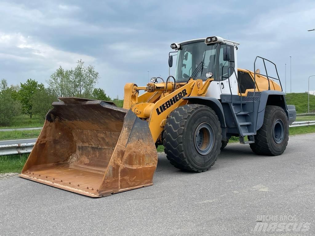 Liebherr L580 ホイールローダー・タイヤショベル