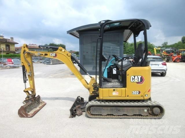 CAT 302 CR ミニ油圧ショベル 7t以下（ミニユンボ・ミニディガー）