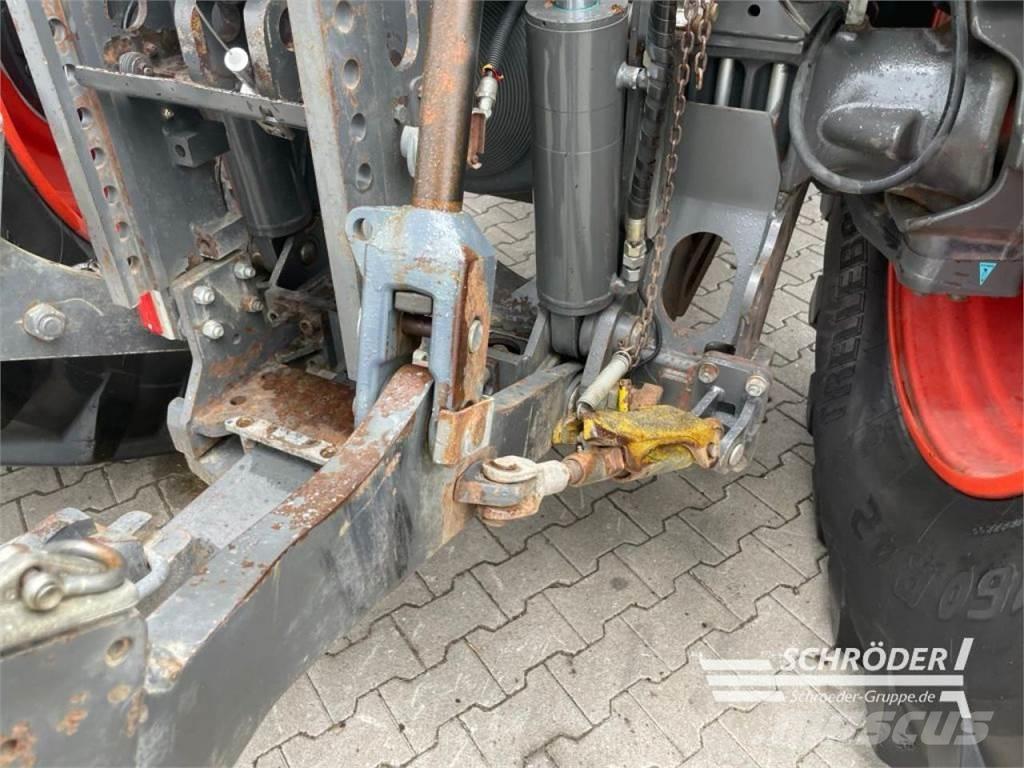 CLAAS XERION 4500 トラクター