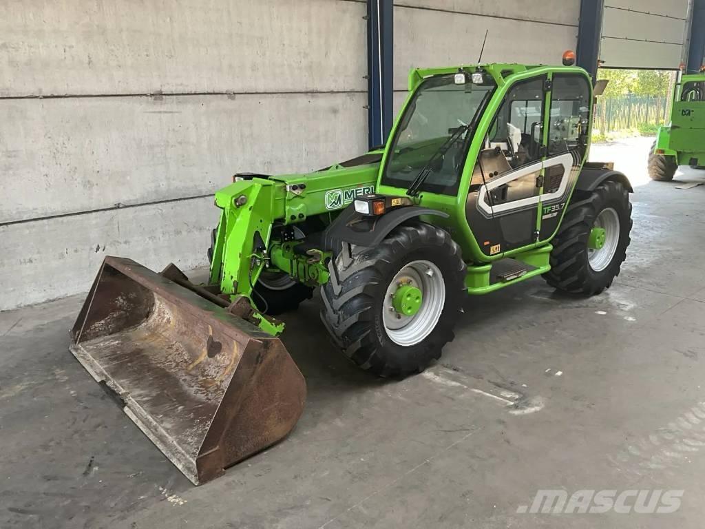 Merlo TF 35.7 農業用テレハンドラー