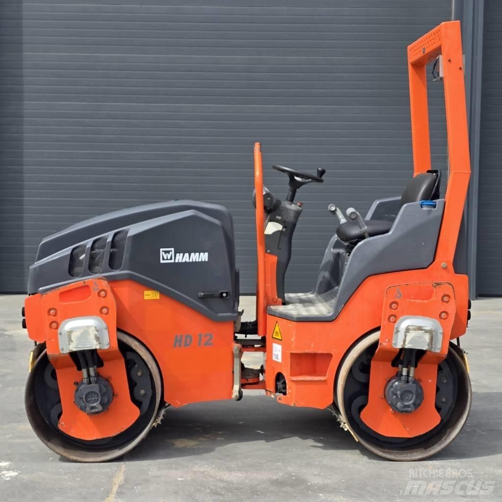 Hamm HD 12 VV タンデムローラ