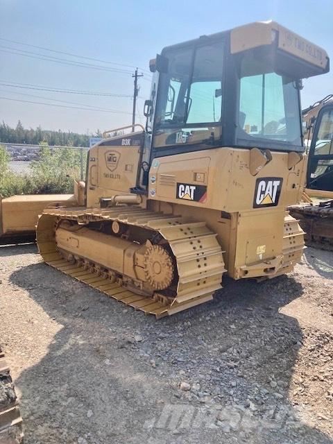 CAT D 3 K LGP ブルドーザー