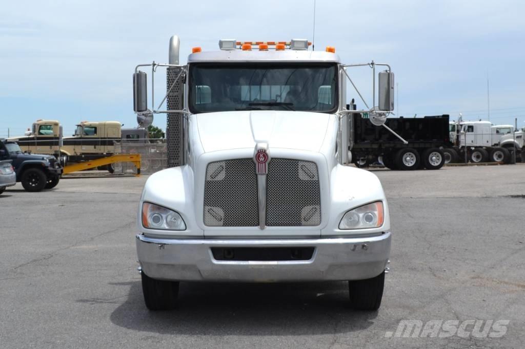 Kenworth T 370 中古トラクターヘッド | トレーラーヘッド