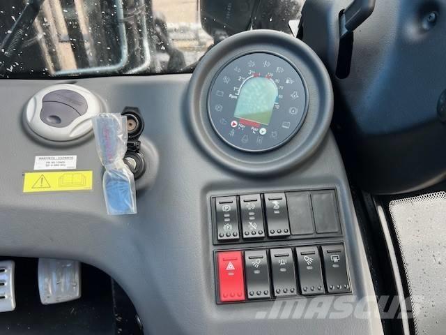 Manitou MSI 30 | 2023 ラフターテレントラック