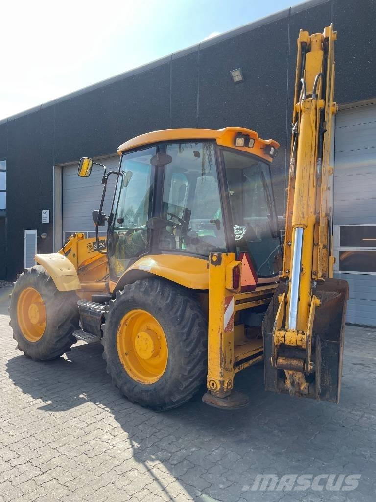 JCB 3CX バックホーローダー