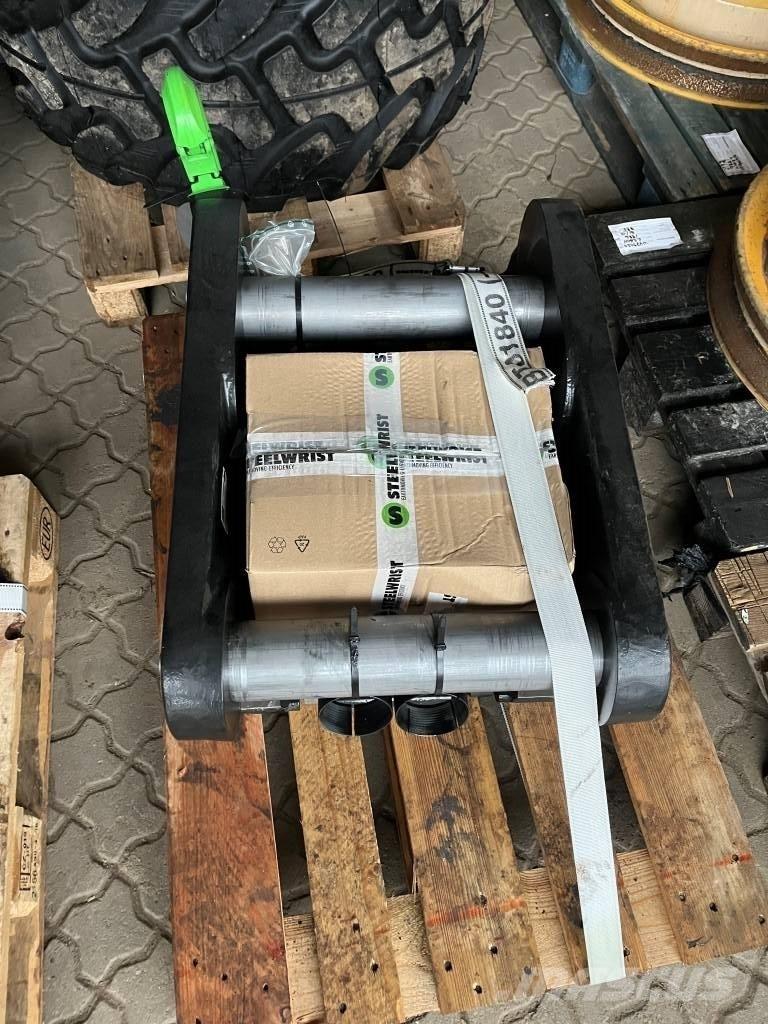 Steelwrist SQ70 クイックヒッチ