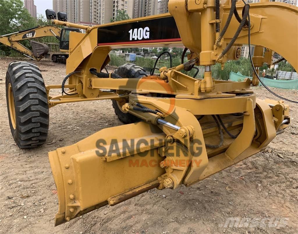 CAT 140 G モーターグレーダー