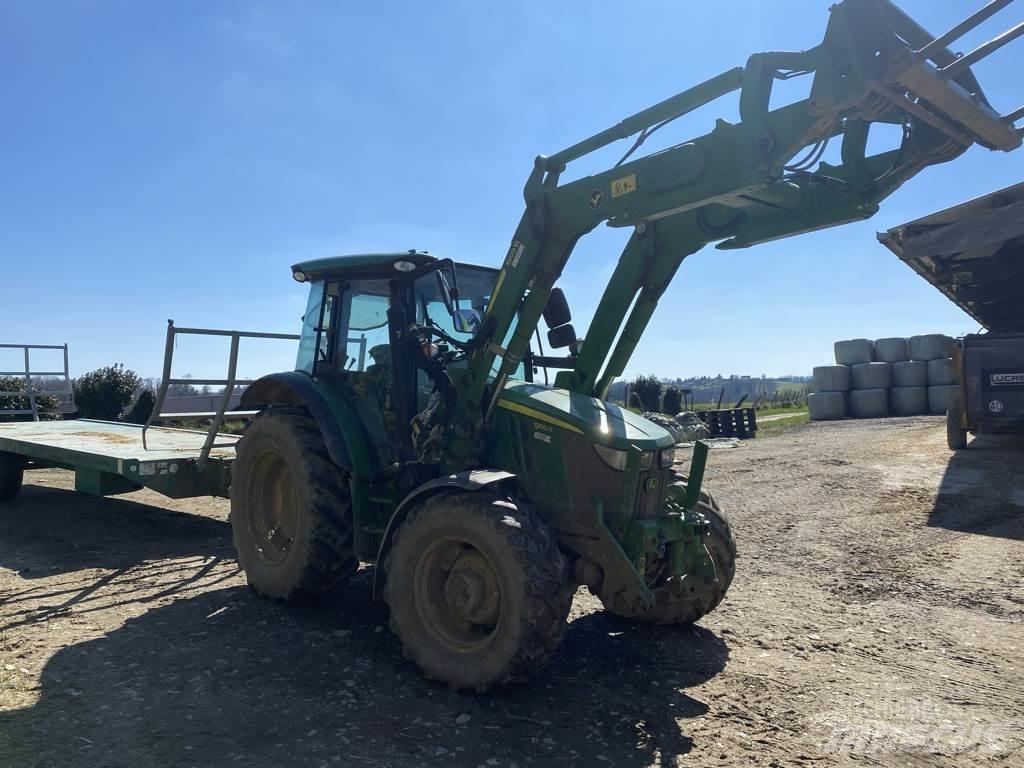 John Deere 5100 R トラクター