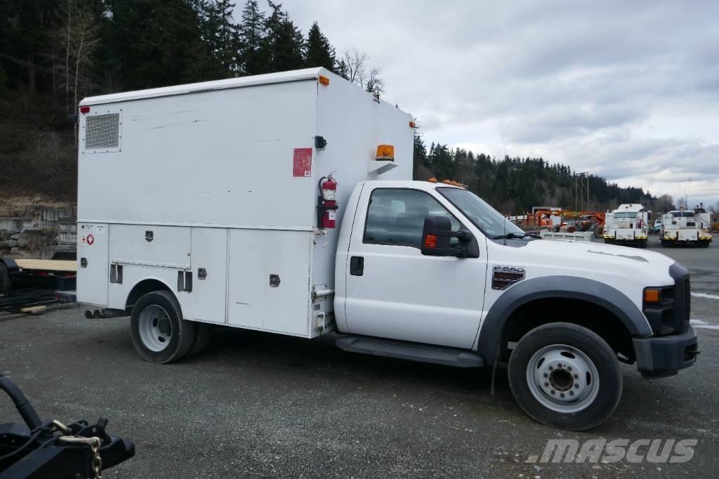 Ford F 550 多目的／汎用車両